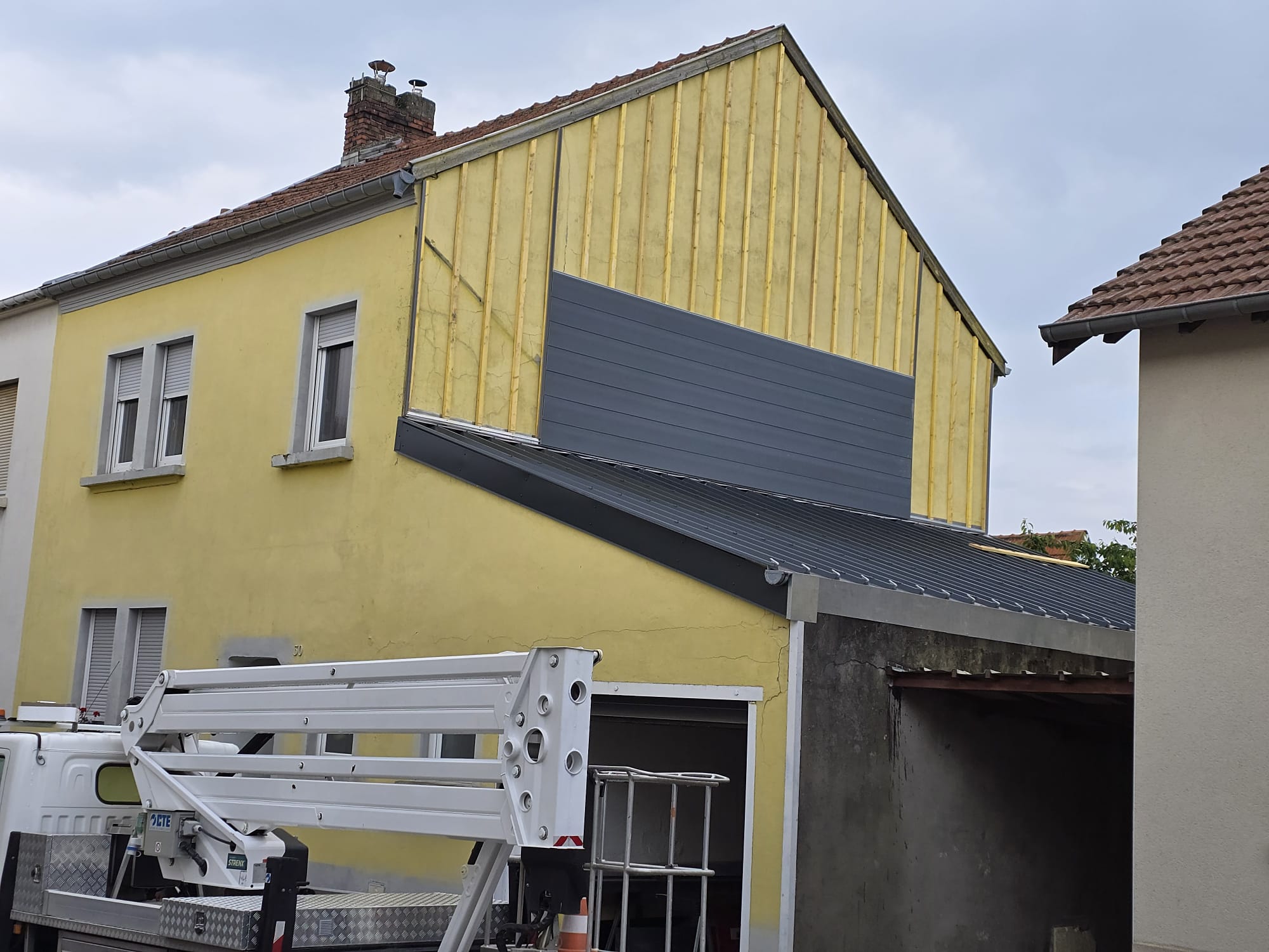 Réalisation toiture — Artisan Couvreur